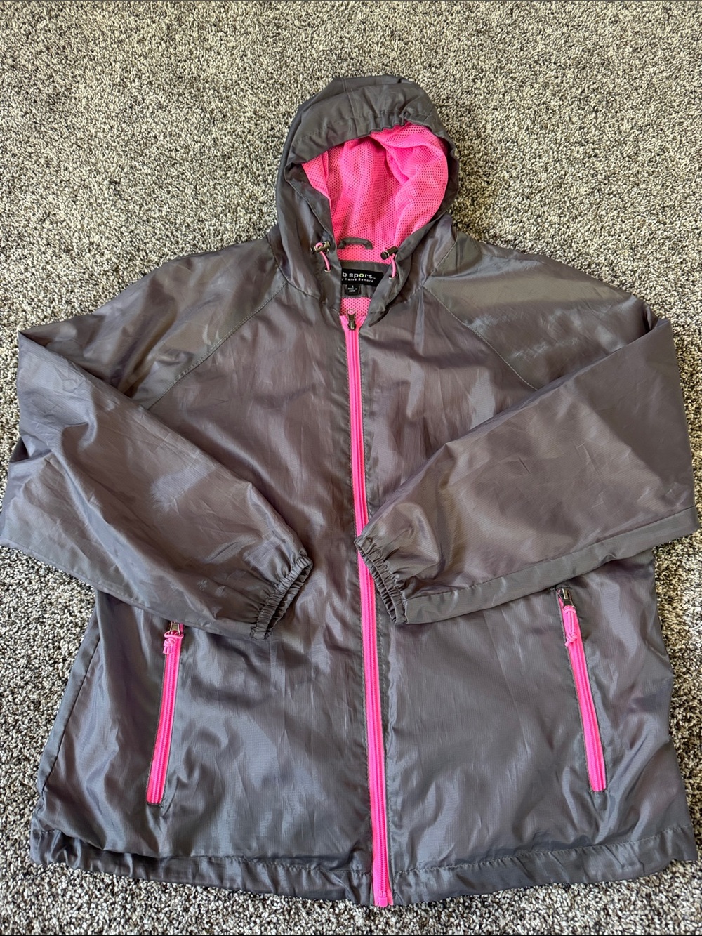 Lightweight Women's Windbreaker with Pink Accents